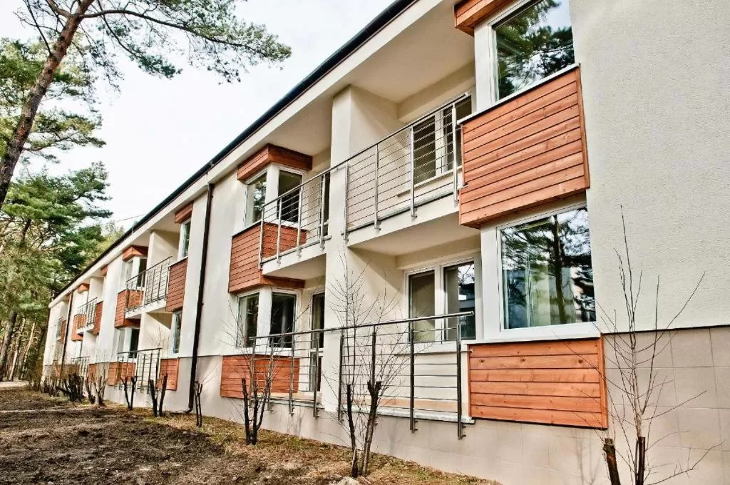 O której zaczyna się i kończy doba hotelowa w Ośrodku Bursztyn?