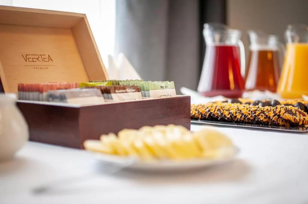 Jak przedstawia się oferta gastronomiczna w hotelu Oliwski?