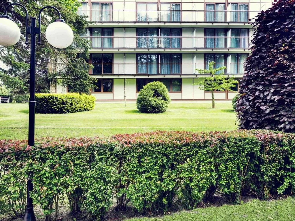 O której można się zameldować i wymeldować z hotelu Mercure Gdańsk Posejdon?