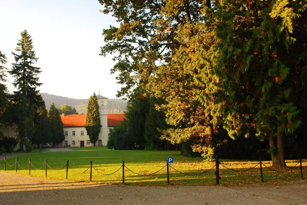 Gdzie w Dolnośląskim zorganizuję konferencje z piknikiem w plenerze?