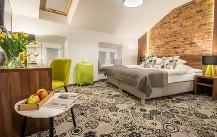 O której zaczyna się i kończy doba hotelowa w Hotelu Lavender?