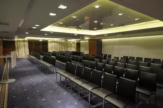 Jakie obiekty konferencyjne w Gdańsku oferują konferencję w zabytkowej architekturze?