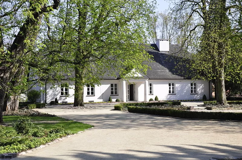 Jakie atrakcje znajdują się w okolicy hotelu Afrodyta Business & SPA?