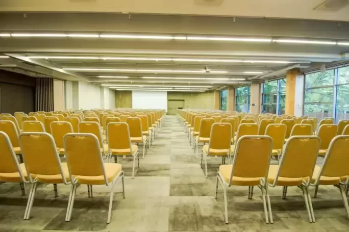 Gdzie w Kołobrzegu można zorganizować konferencję z dostępem do terenów zielonych?