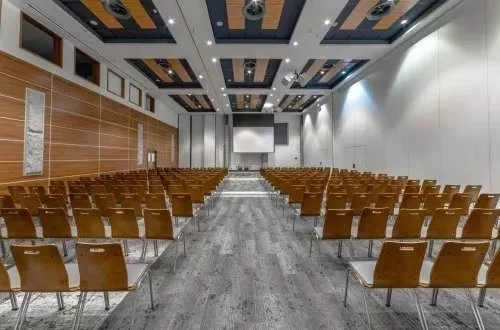 Jakie hotele konferencyjne w Zakopanem oferują dostęp do wypożyczalni rowerów dla gości?