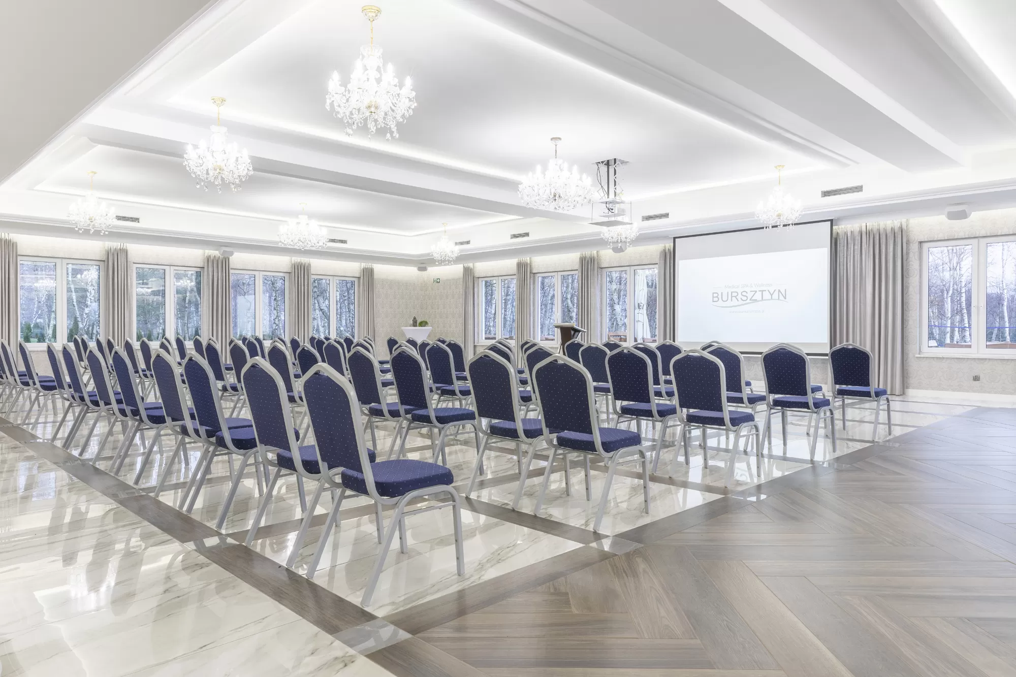 Które hotele nad morzem świadczą wysoki standard konferencyjny?