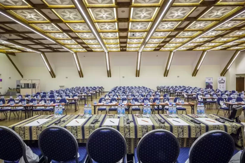 Gdzie w górach można wynająć dużą salę konferencyjną dla 500 uczestników?
