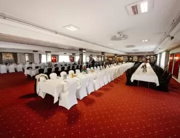 Jakie tanie sale konferencyjne w lubelskim mieszczą do 15 osób?