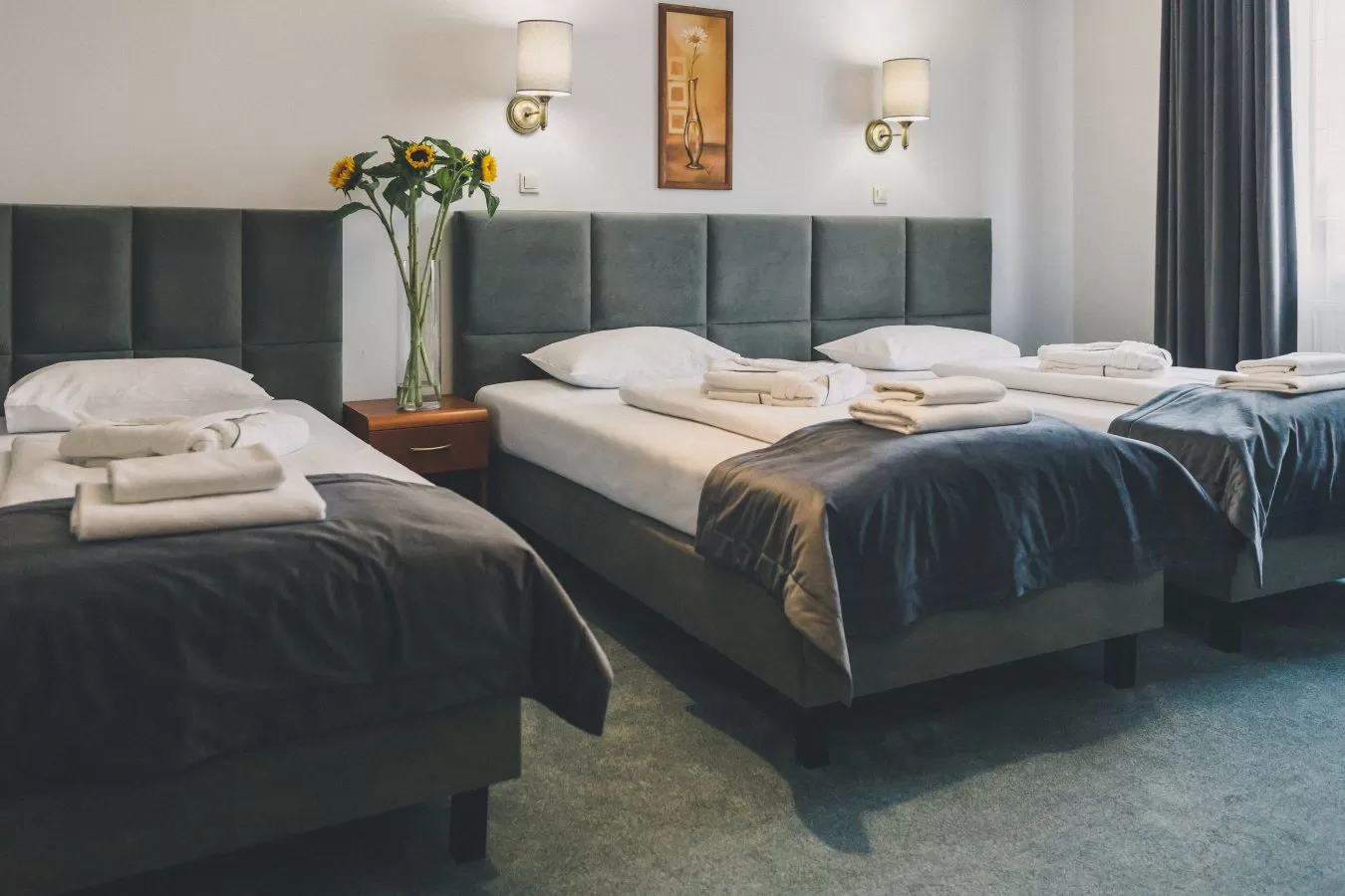 O której zaczyna się i kończy doba hotelowa w Hotelu Czardasz?