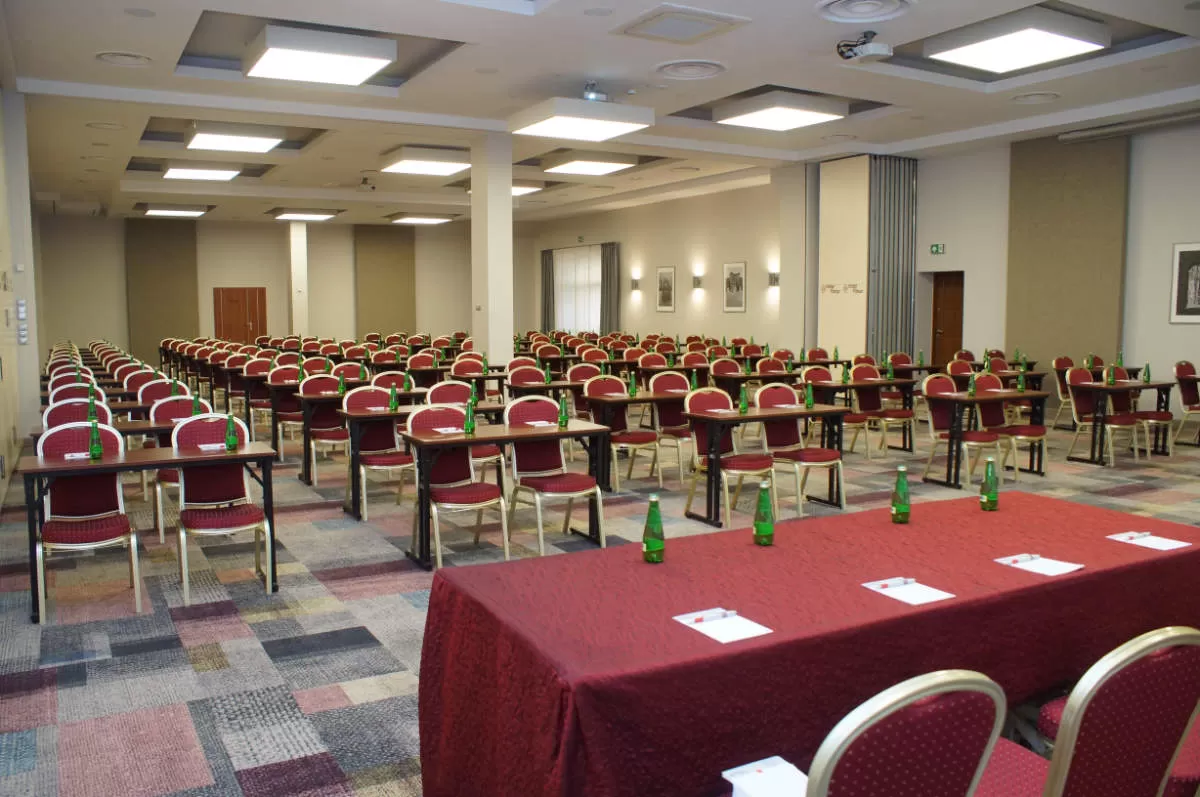 Jak dużo jest hoteli konferencyjnych ze standardem 4 gwiazdkowym w Toruniu?