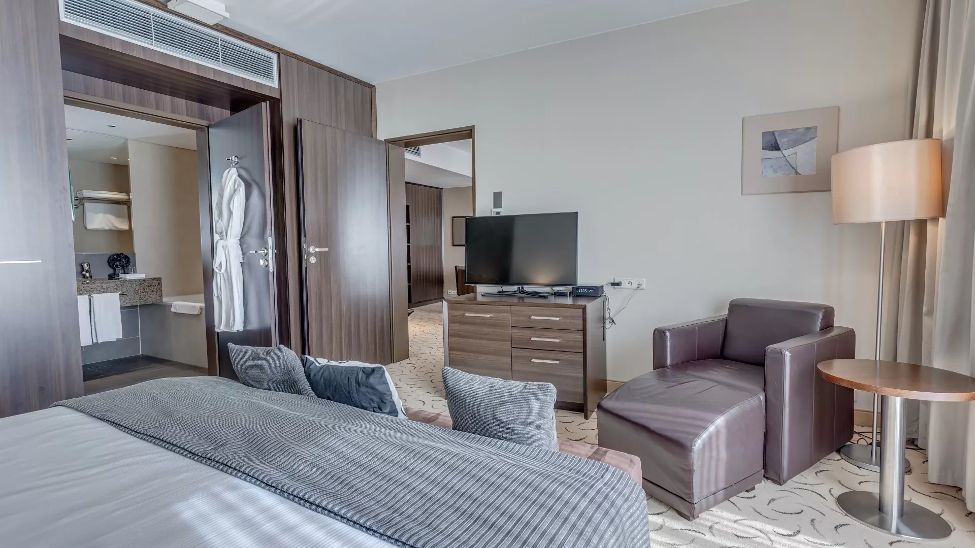 Jak dużo jest pokoi 1- i 2-osobowych w hotelu?