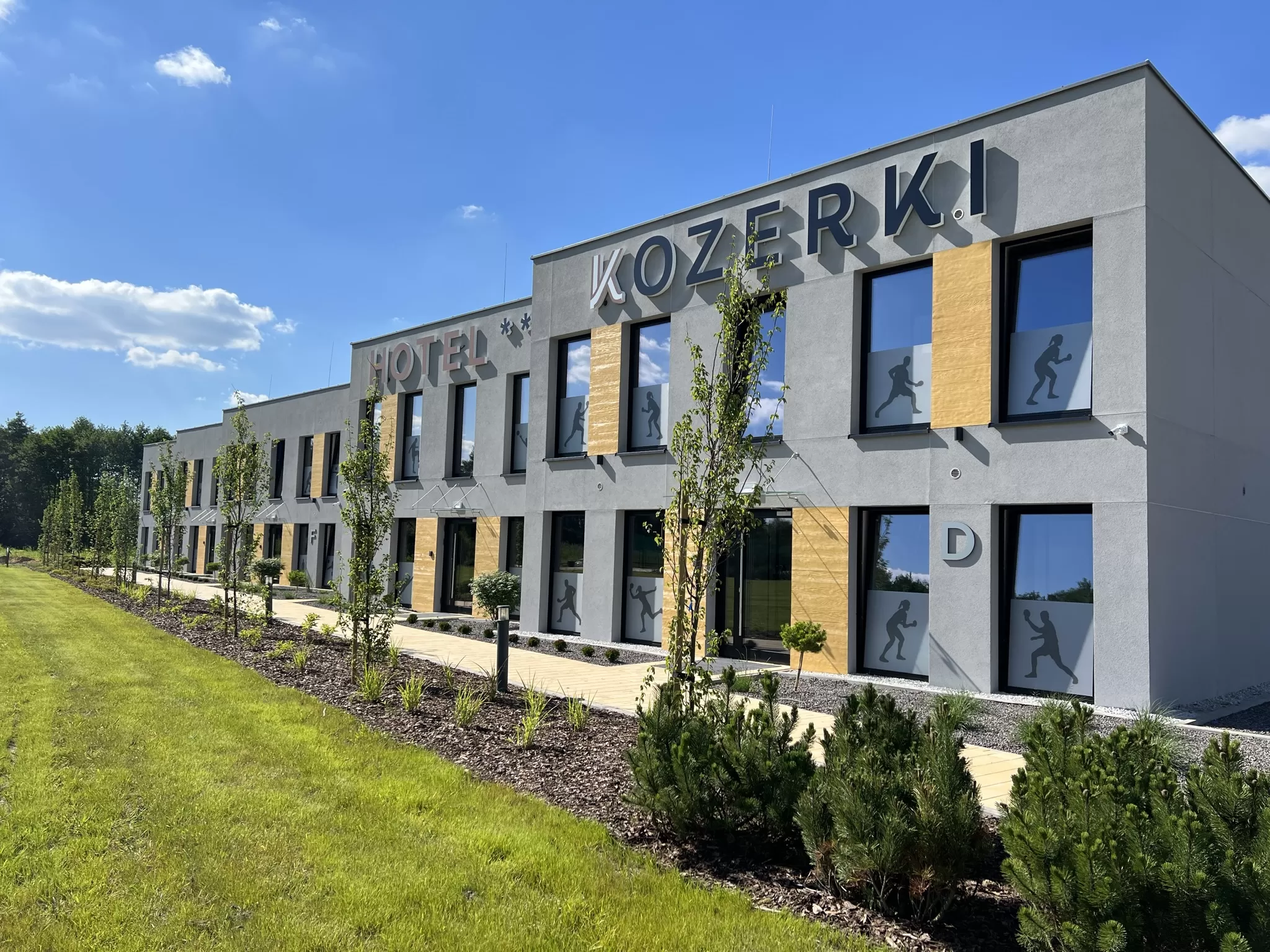 O której zaczyna się i kończy doba hotelowa w Hotelu Kozerki? 