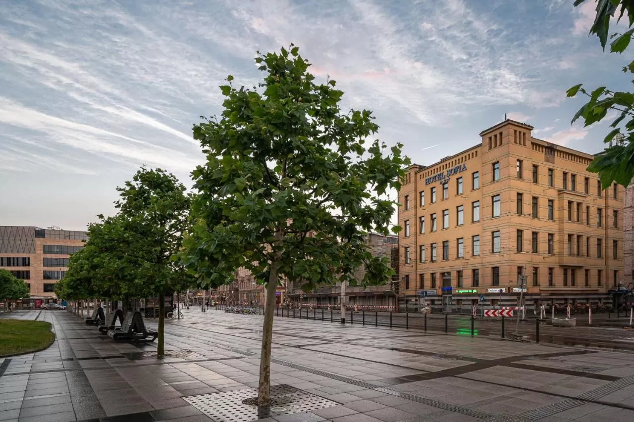 Jakie można spotkać restauracje w okolicy hotelu?
