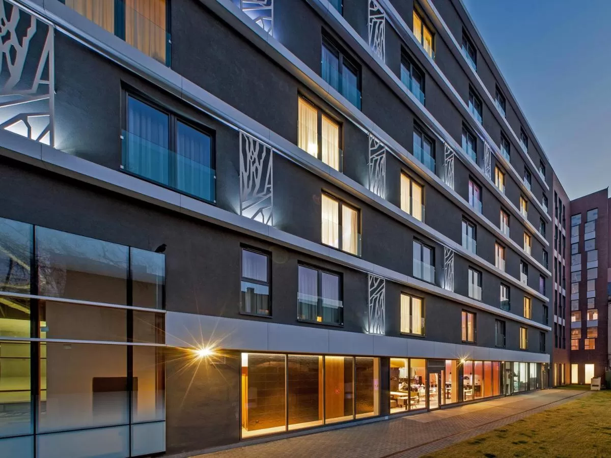 Jakie opcje rekreacji ma do zaoferowania okolica hotelu Invite?