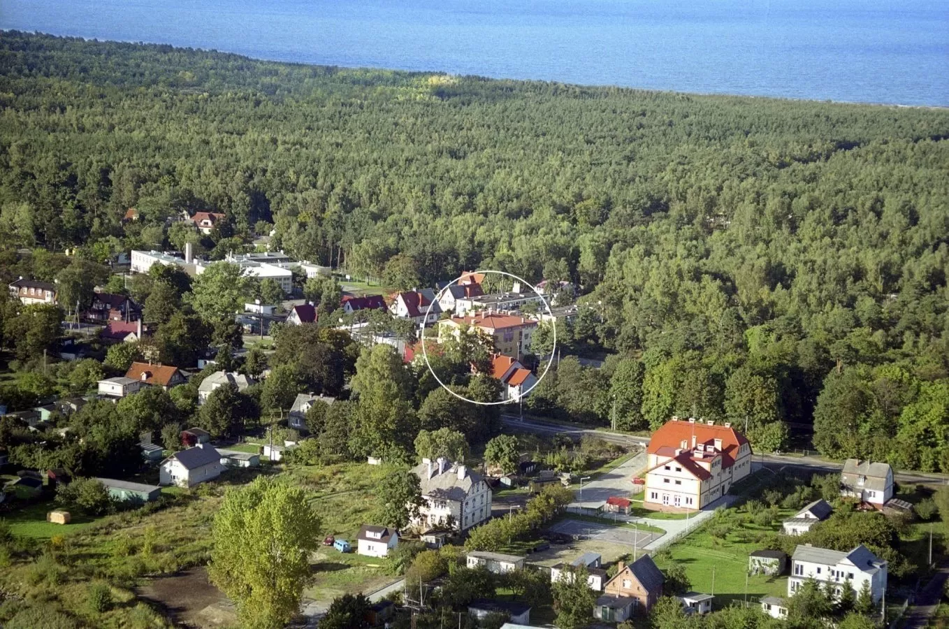 Z jakich atrakcji okolicy obiektu Hotel Bartan goście mogą skorzystać?
